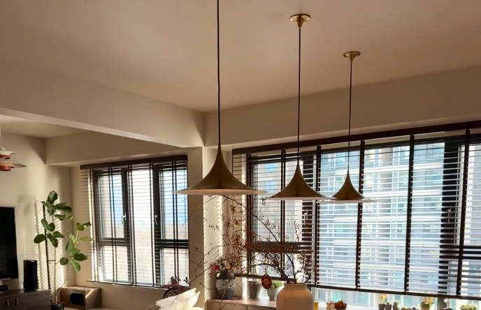 不吊頂裝修風(fēng)格沒質(zhì)感？3個落地技巧避坑