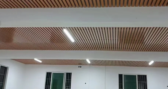 室內(nèi)吊頂選什么材料？3大場(chǎng)景適配方案幫你選